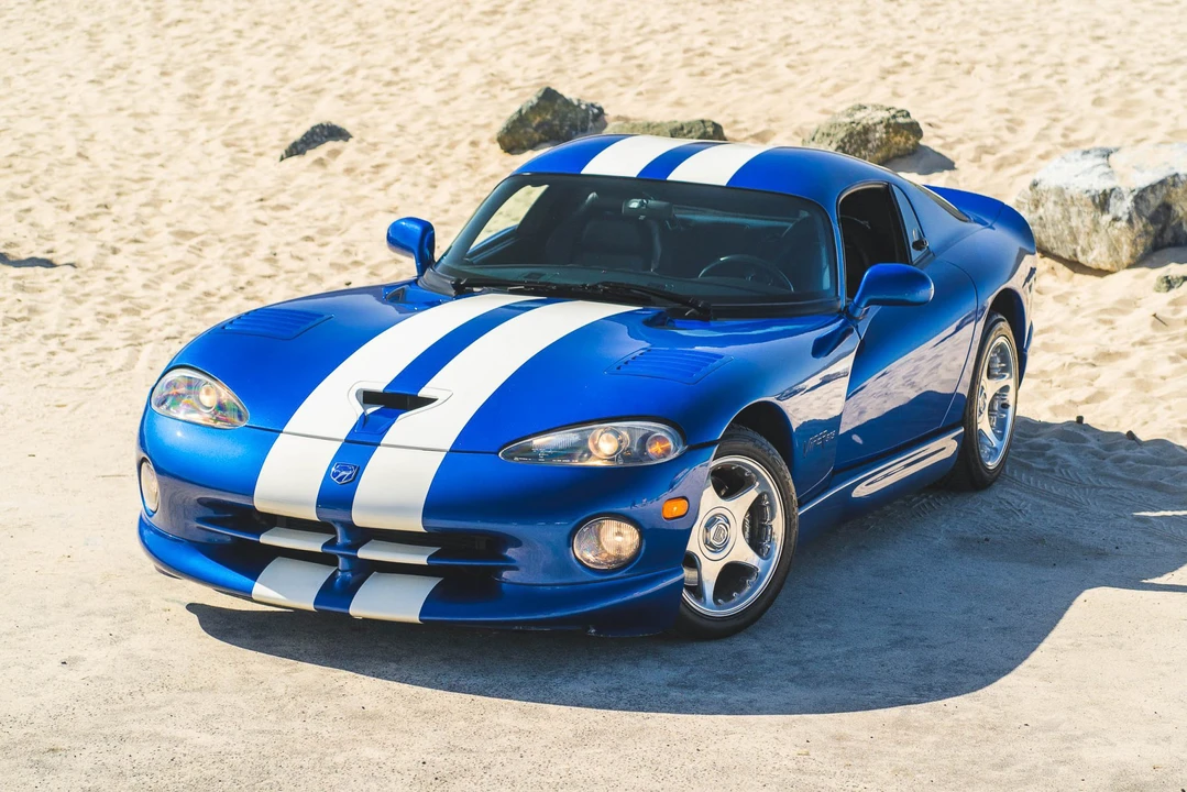 1997 Dodge Viper GTS 2nd Gen - Image 12 of 31