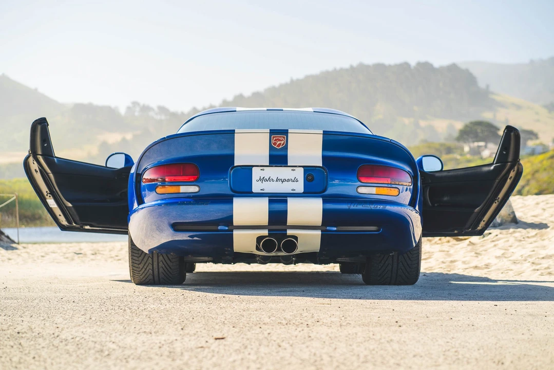 1997 Dodge Viper GTS 2nd Gen - Image 29 of 31