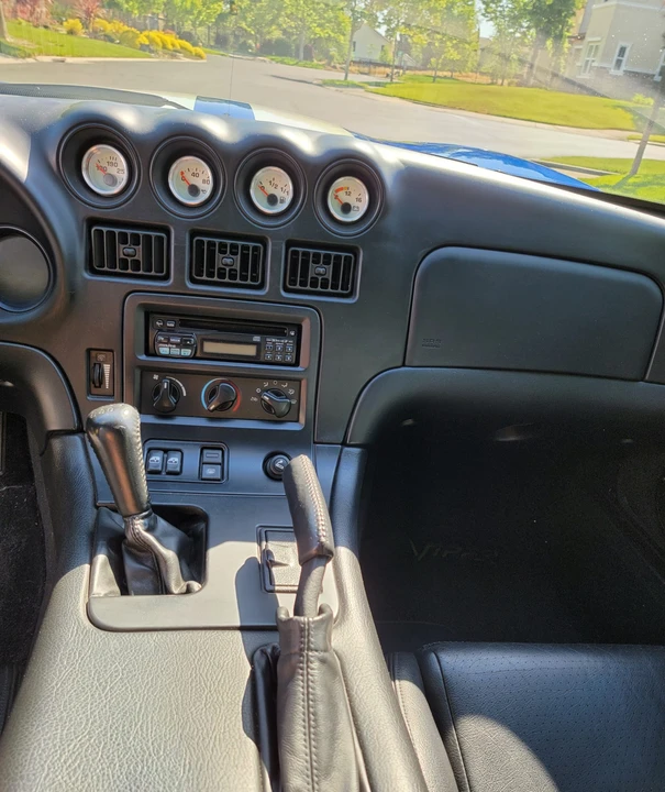 1997 Dodge Viper GTS 2nd Gen - Image 28 of 31