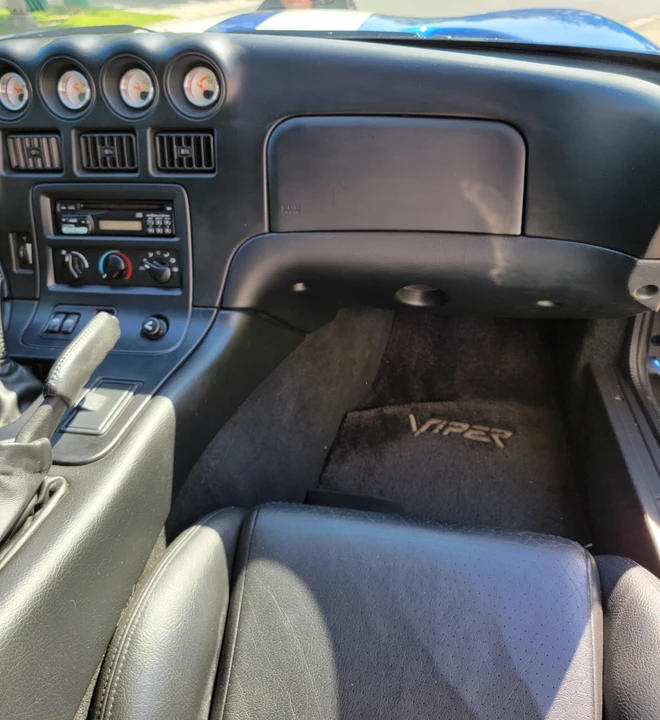 1997 Dodge Viper GTS 2nd Gen - Image 29 of 31