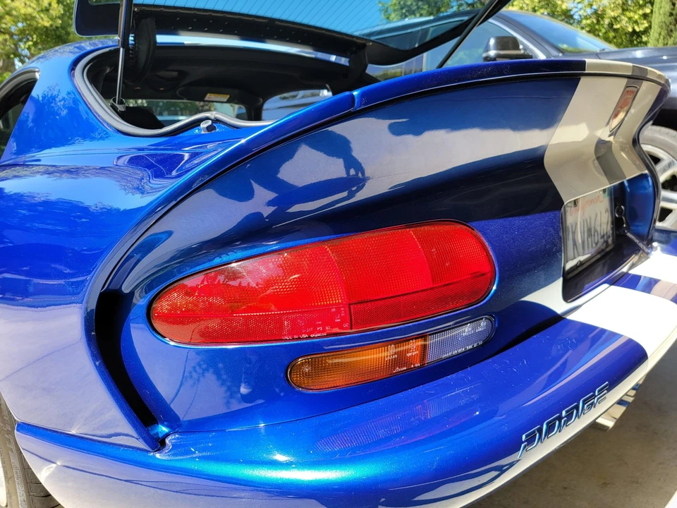 1997 Dodge Viper GTS 2nd Gen - Image 17 of 31