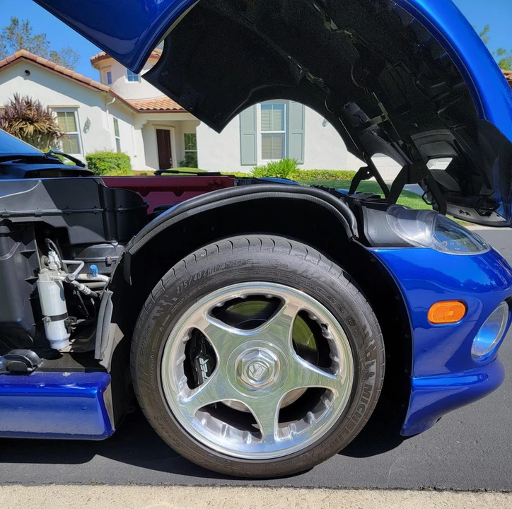 1997 Dodge Viper GTS 2nd Gen - Image 20 of 31