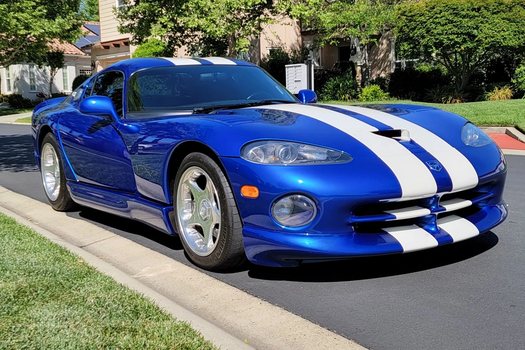 1997 Dodge Viper GTS 2nd Gen - Image 9 of 31