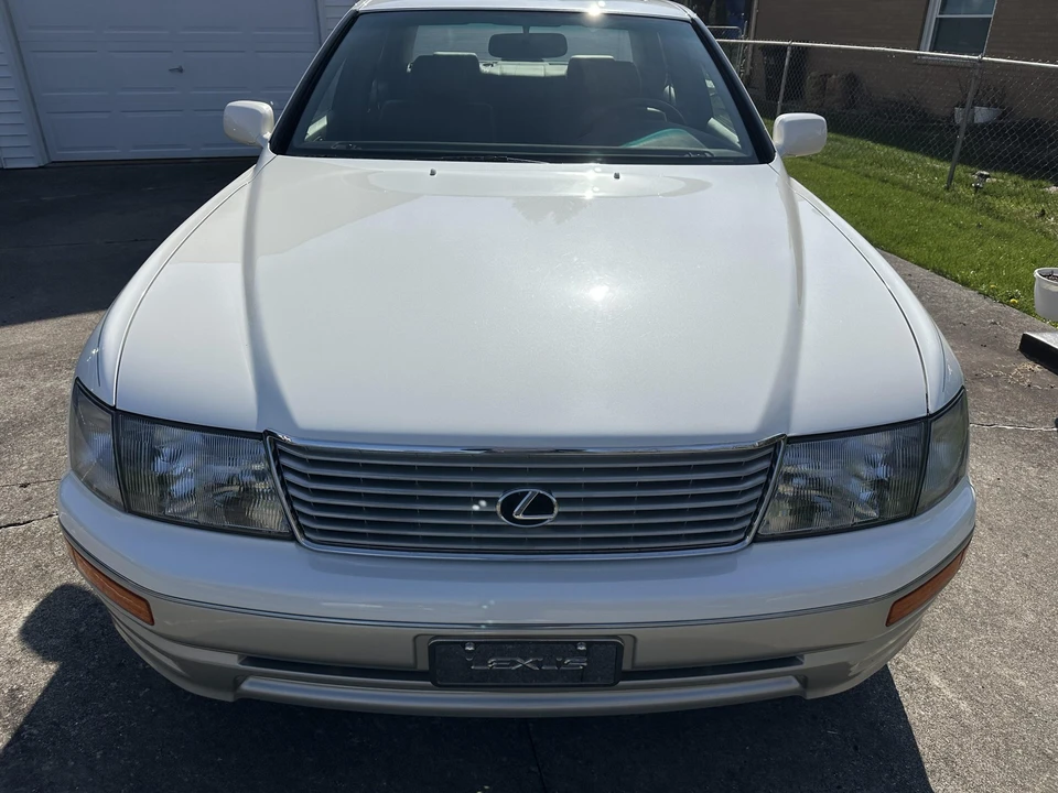 1997 Lexus LS 2nd Gen - Image 7 of 31