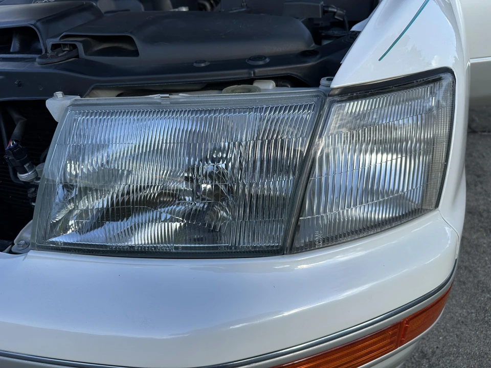 1997 Lexus LS 2nd Gen - Image 29 of 31