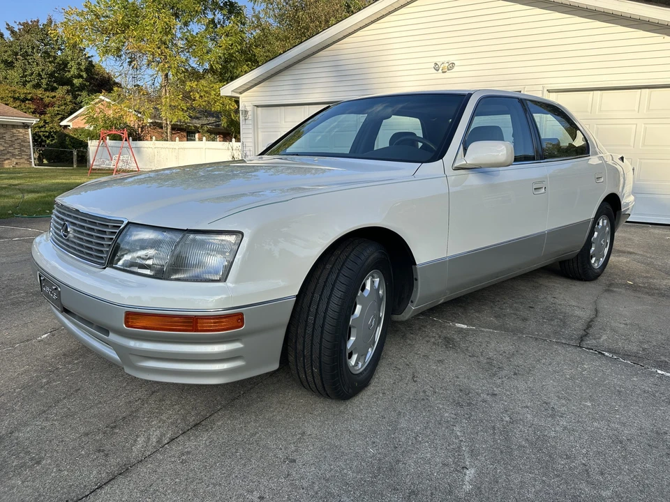 1997 Lexus LS 2nd Gen - Image 8 of 31
