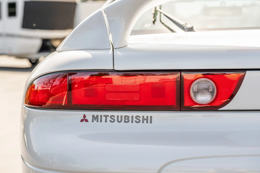 1997 Mitsubishi 3000GT Series 2 - Image 23 of 31
