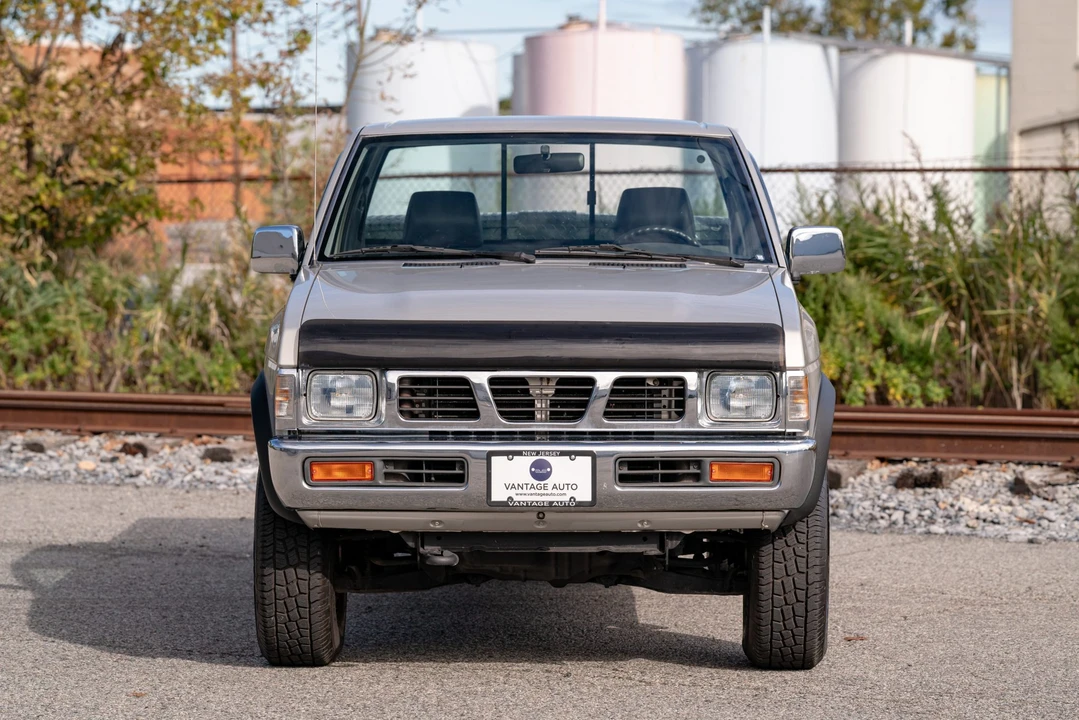 1997 Nissan Frontier 1st Gen - Image 24 of 31