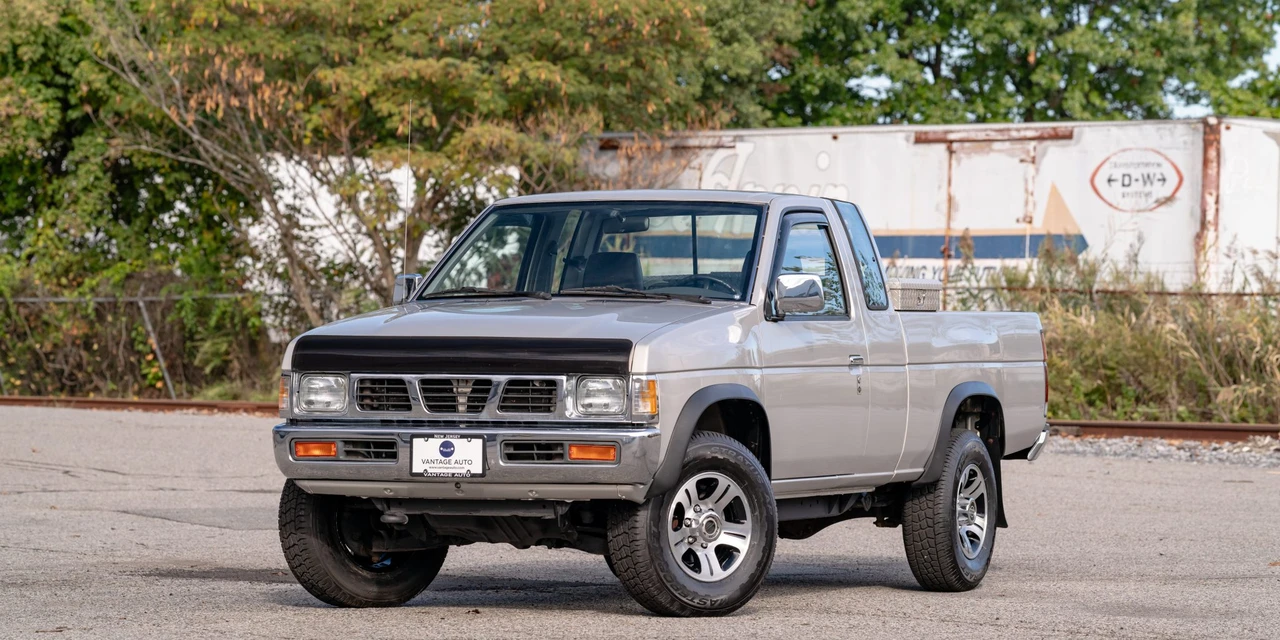 1997 Nissan Frontier 1st Gen - Image 2 of 31