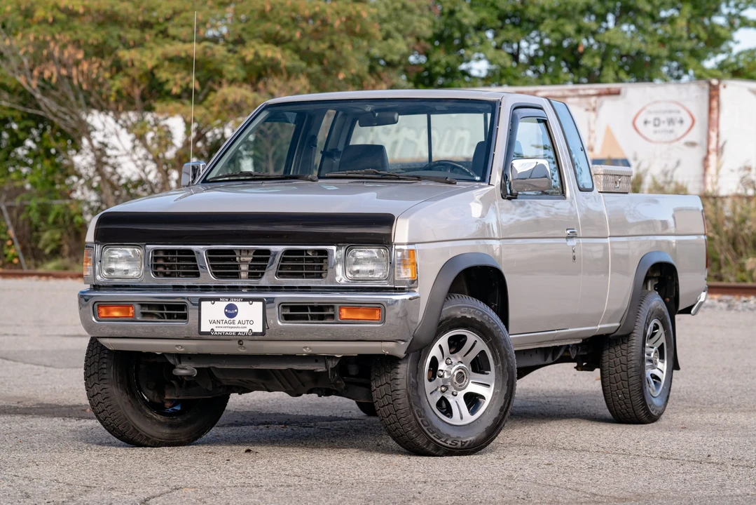 1997 Nissan Frontier 1st Gen - Image 3 of 31