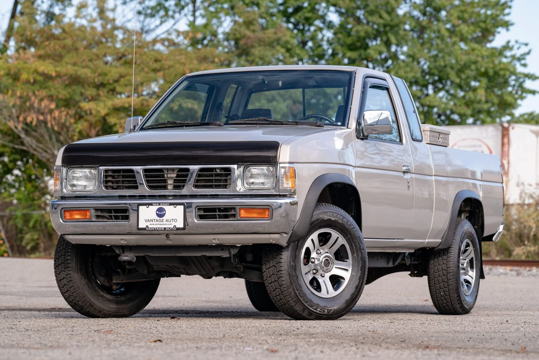 1997 Nissan Frontier 1st Gen - Image 5 of 31