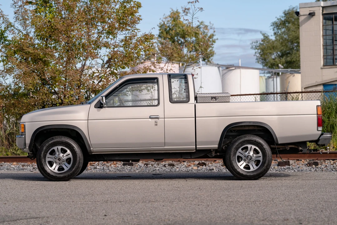 1997 Nissan Frontier 1st Gen - Image 9 of 31
