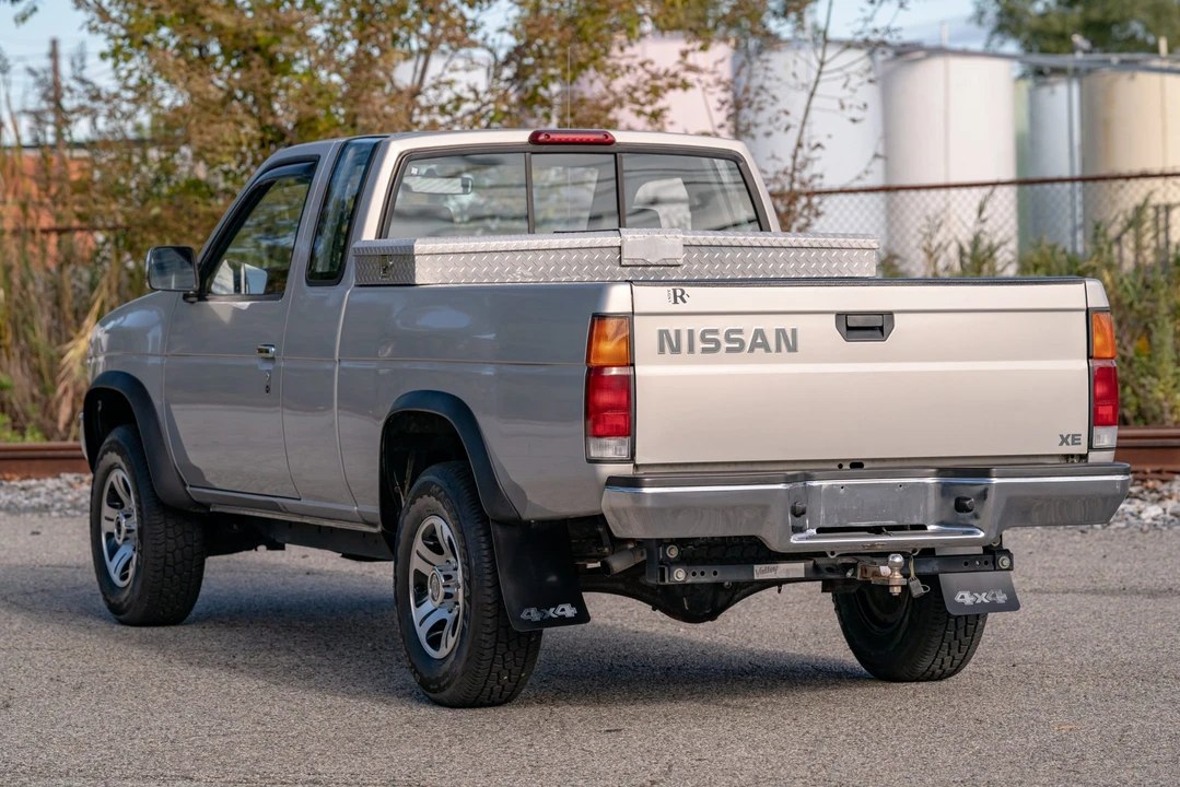 1997 Nissan Frontier 1st Gen - Image 12 of 31