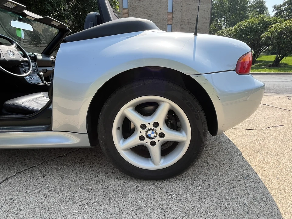 1998 BMW Z3 - Image 28 of 31