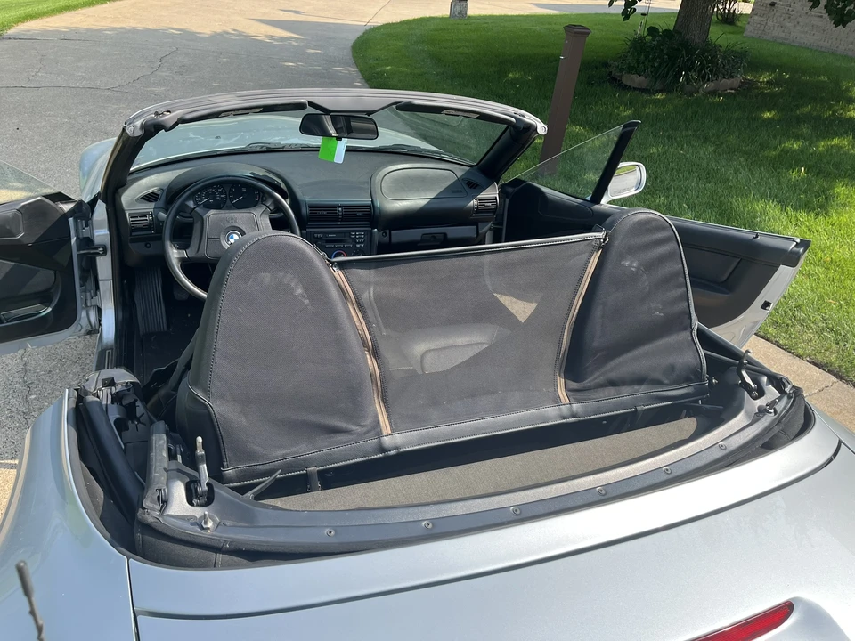 1998 BMW Z3 - Image 26 of 31