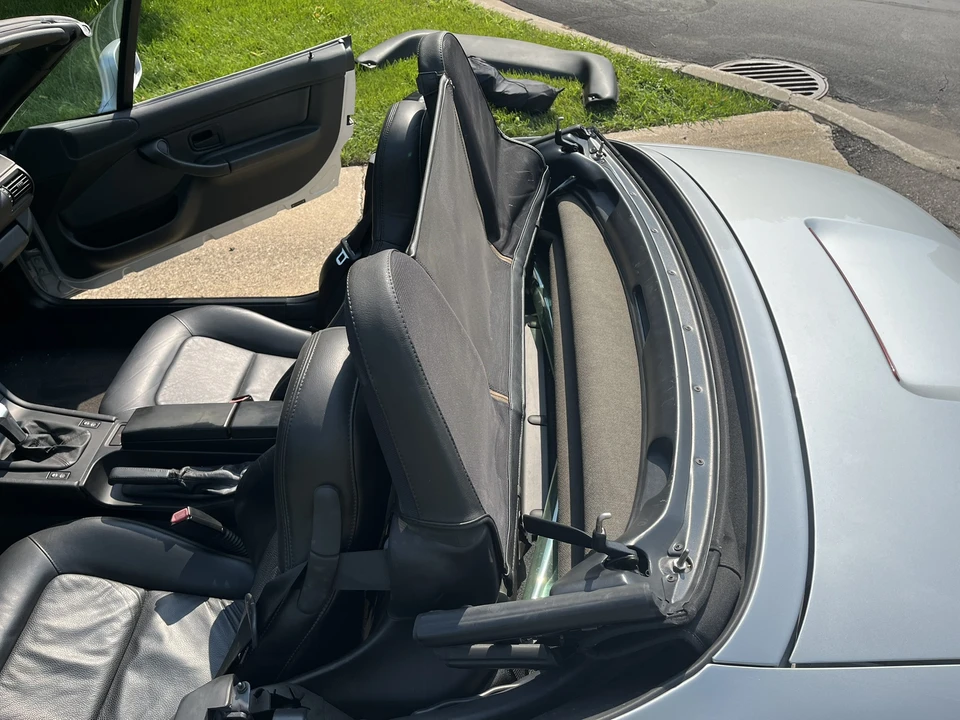 1998 BMW Z3 - Image 25 of 31