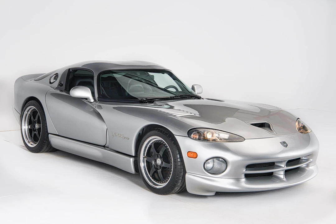 1998 Dodge Viper GTS 2nd Gen - Image 2 of 31
