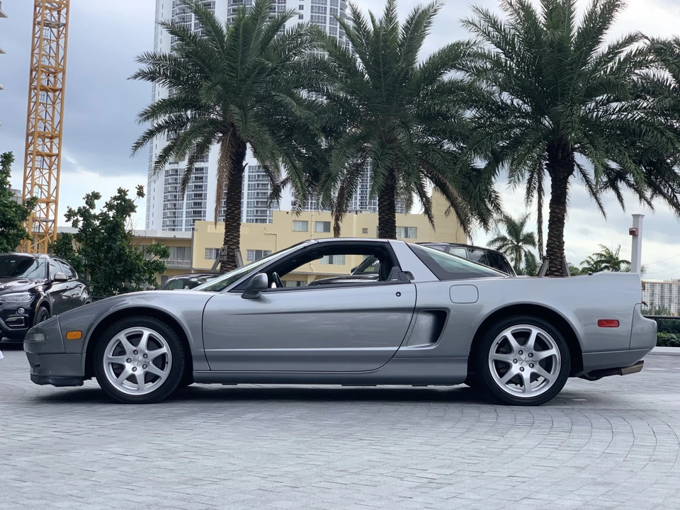 1999 Acura NA2 NSX - Image 10 of 31