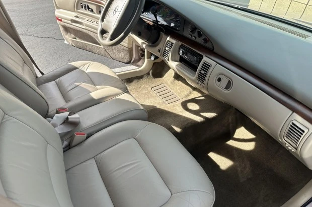 1999 Oldsmobile 88 - Image 4 of 7