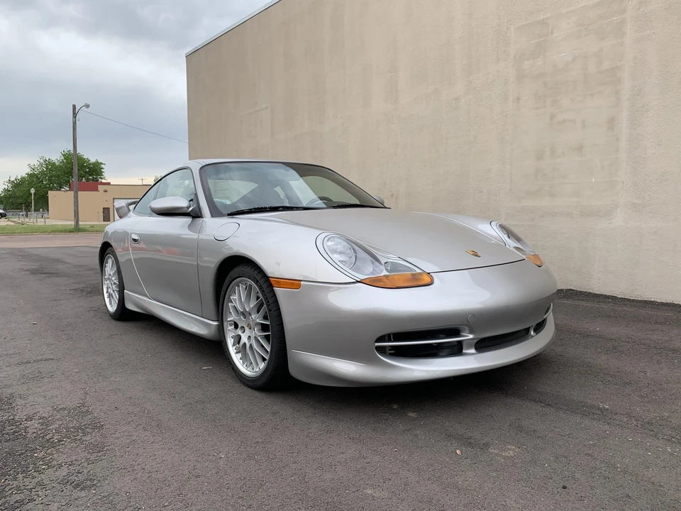 1999 Porsche 996 Carrera - Image 25 of 31