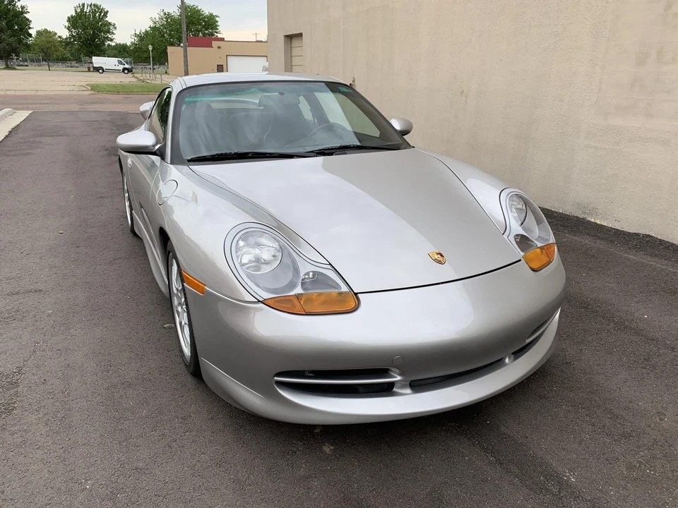 1999 Porsche 996 Carrera - Image 28 of 31