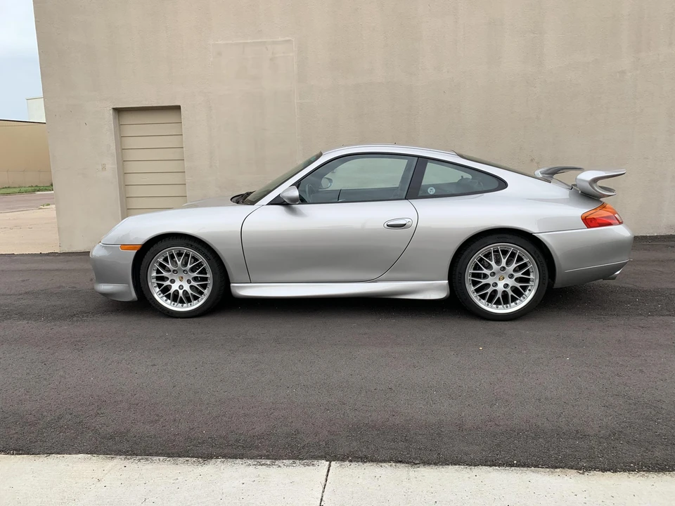 1999 Porsche 996 Carrera - Image 9 of 31