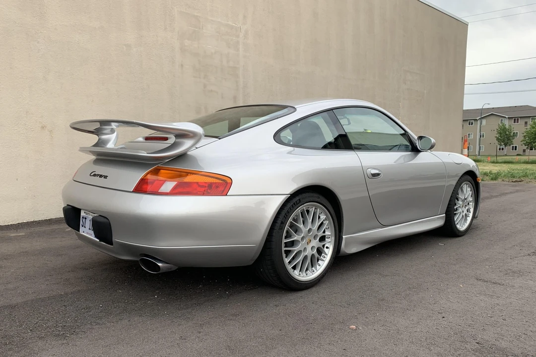 1999 Porsche 996 Carrera - Image 16 of 31