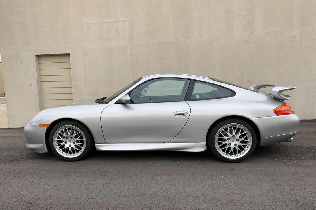 1999 Porsche 996 Carrera - Image 10 of 31