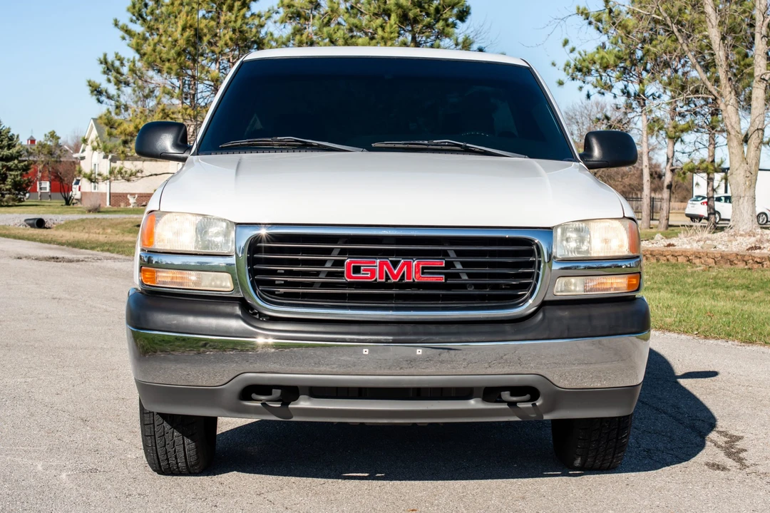 2000 GMC Sierra 2nd Gen - Image 13 of 31