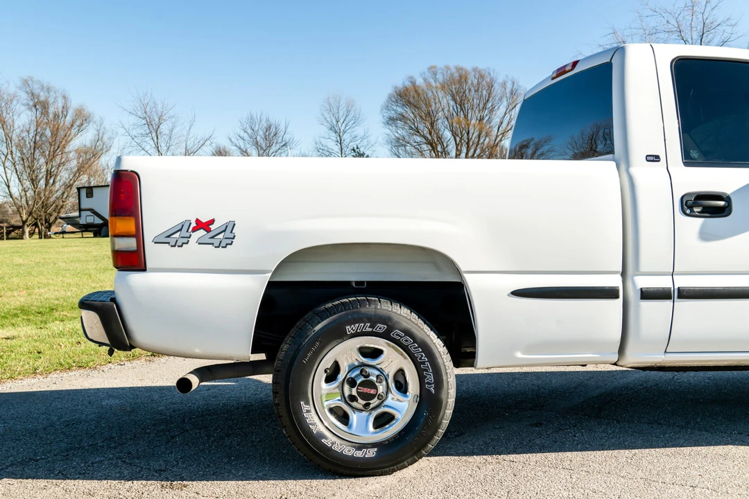 2000 GMC Sierra 2nd Gen - Image 16 of 31