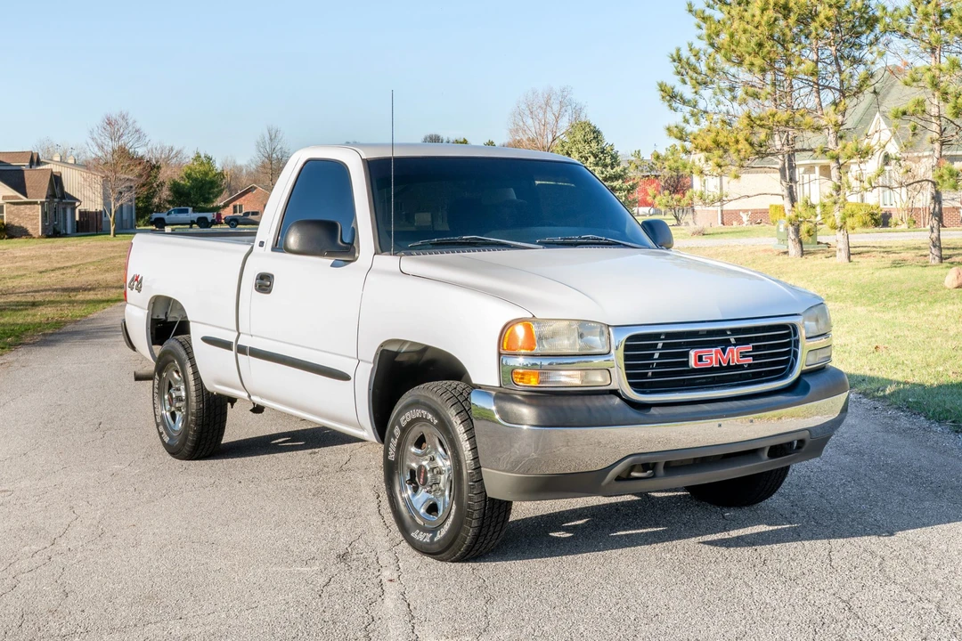 2000 GMC Sierra 2nd Gen - Image 12 of 31