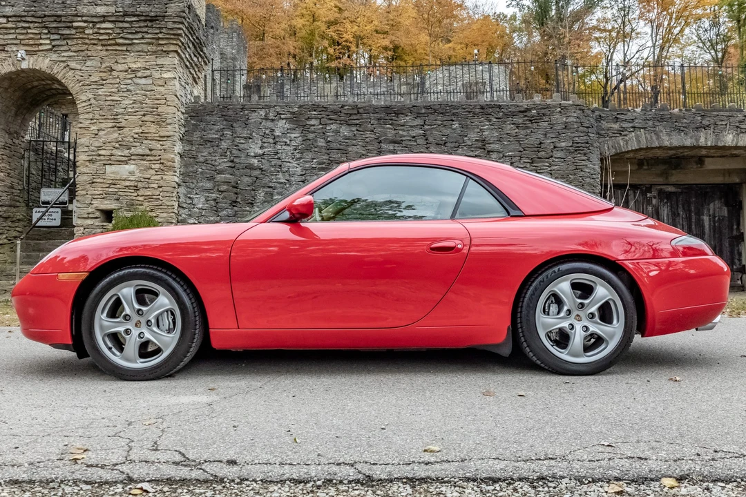 2000 Porsche 996 Carrera - Image 2 of 31