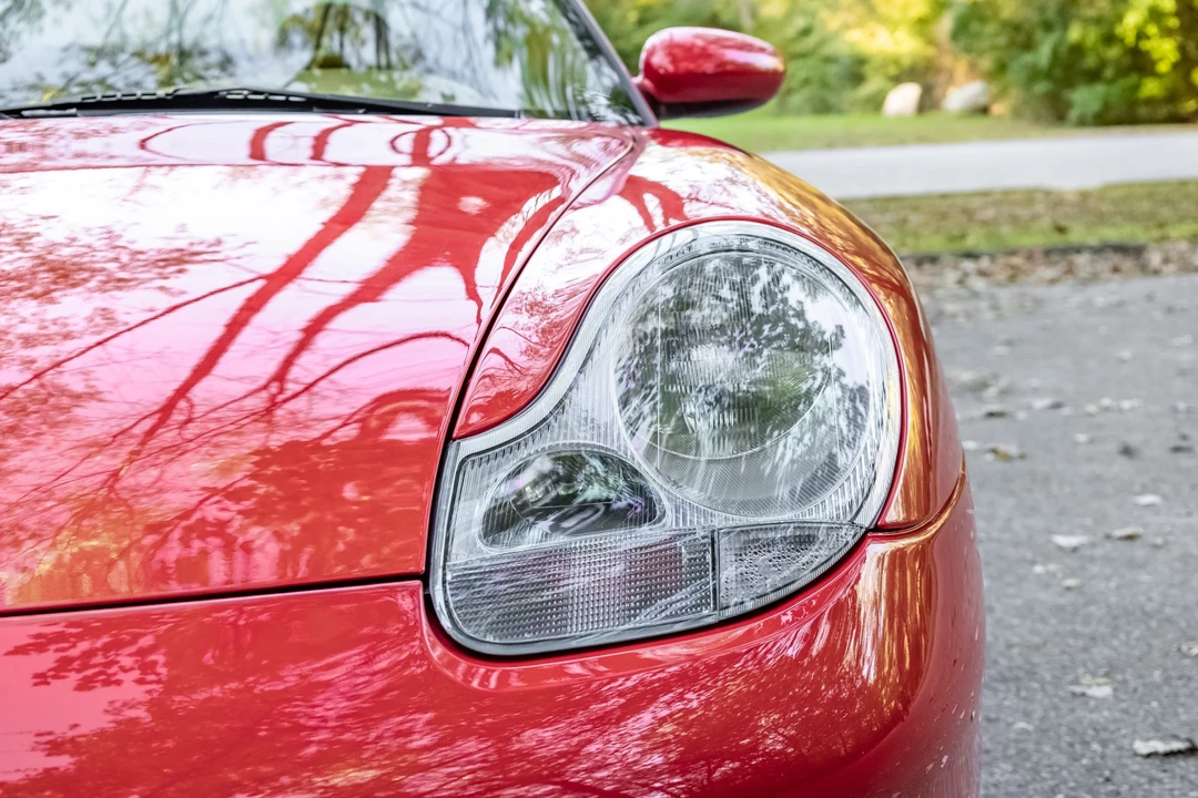 2000 Porsche 996 Carrera - Image 30 of 31
