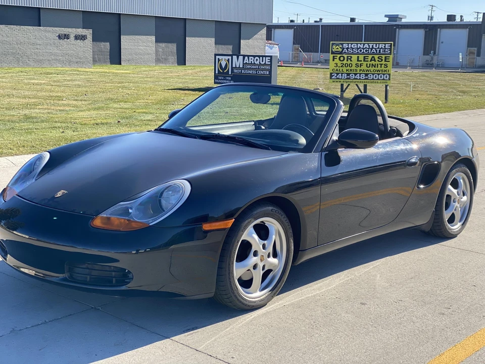 2000 Porsche 986 Boxster - Image 4 of 31