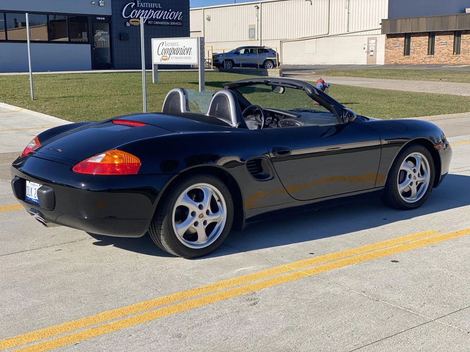 2000 Porsche 986 Boxster - Image 10 of 31