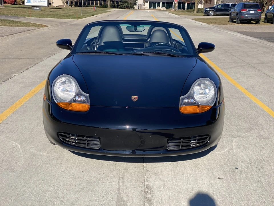 2000 Porsche 986 Boxster - Image 6 of 31