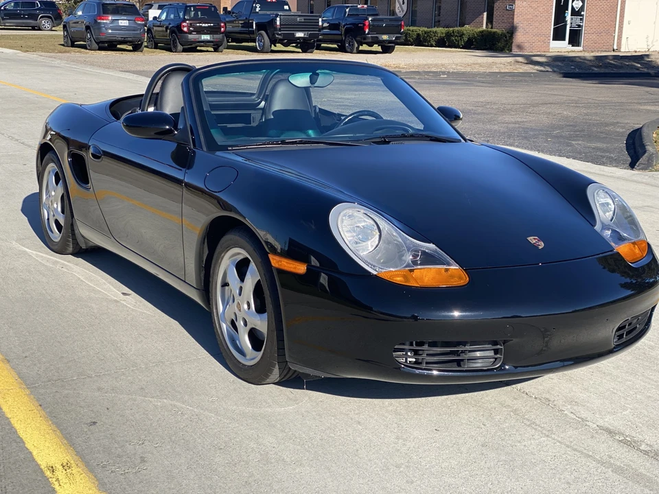 2000 Porsche 986 Boxster - Image 7 of 31