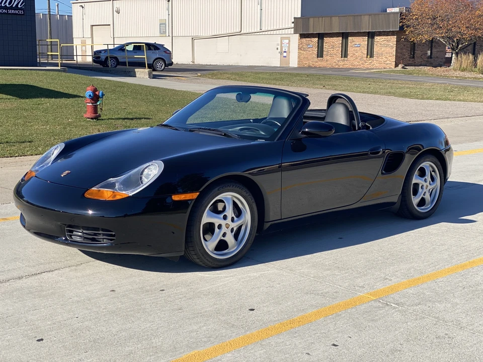 2000 Porsche 986 Boxster - Image 3 of 31