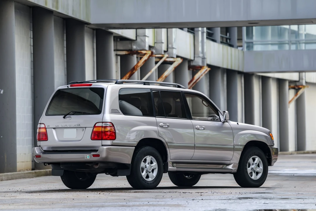 2000 Toyota J100 Land Cruiser - Image 21 of 31