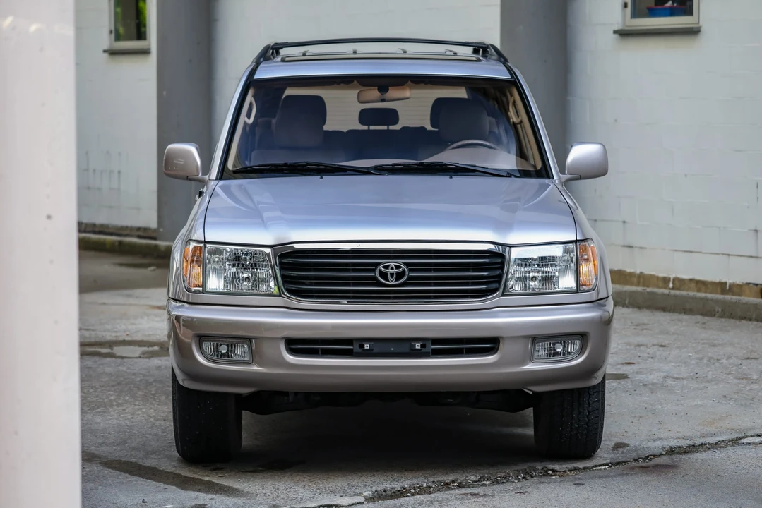 2000 Toyota J100 Land Cruiser - Image 27 of 31