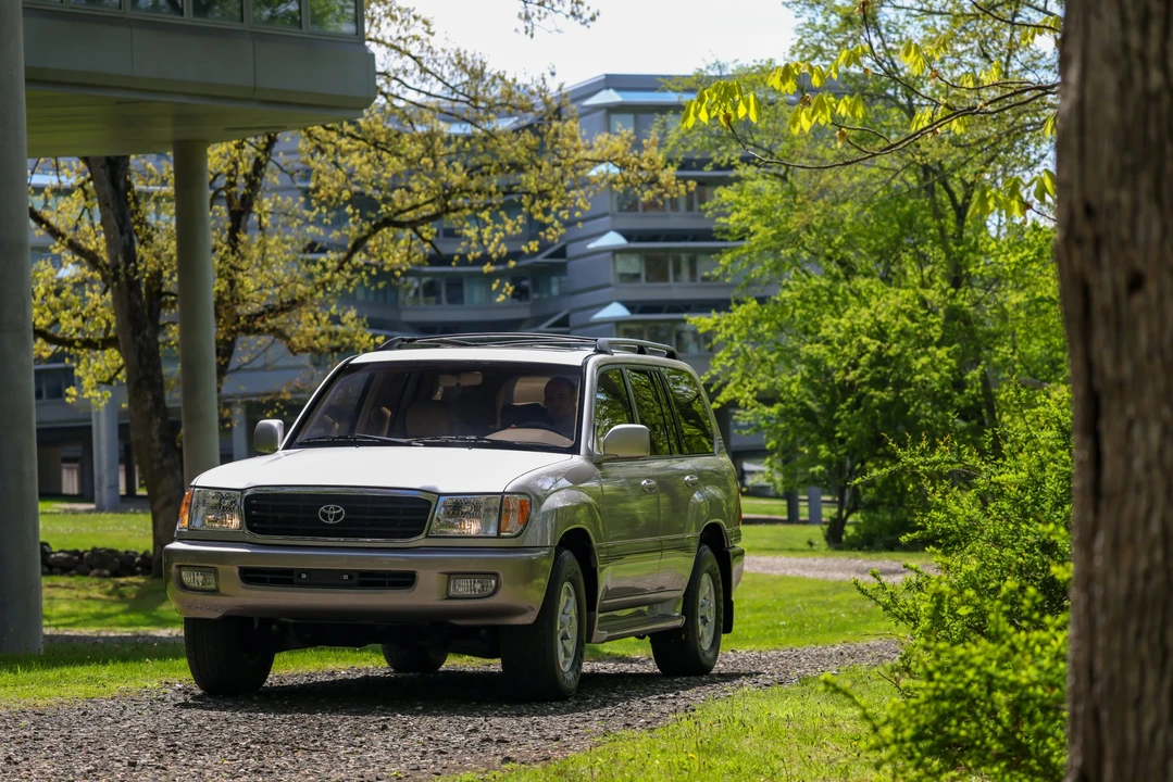 2000 Toyota J100 Land Cruiser - Image 29 of 31