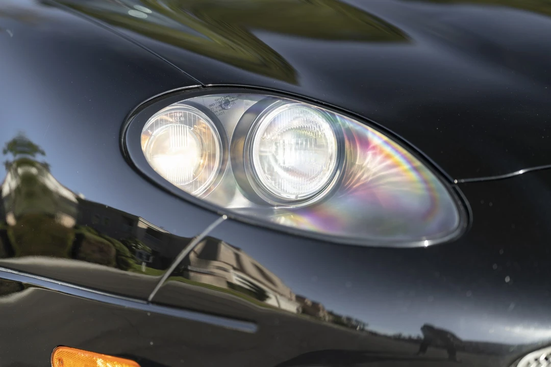2001 Aston Martin DB7 Vantage - Image 13 of 31