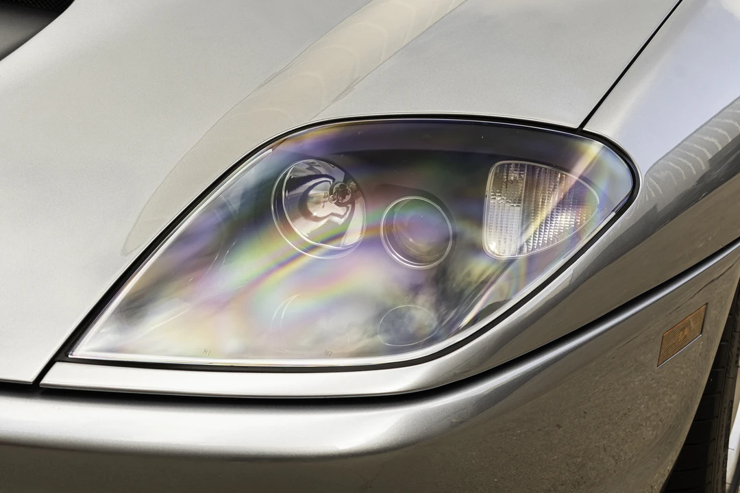 2001 Ferrari 550 Maranello - Image 15 of 31