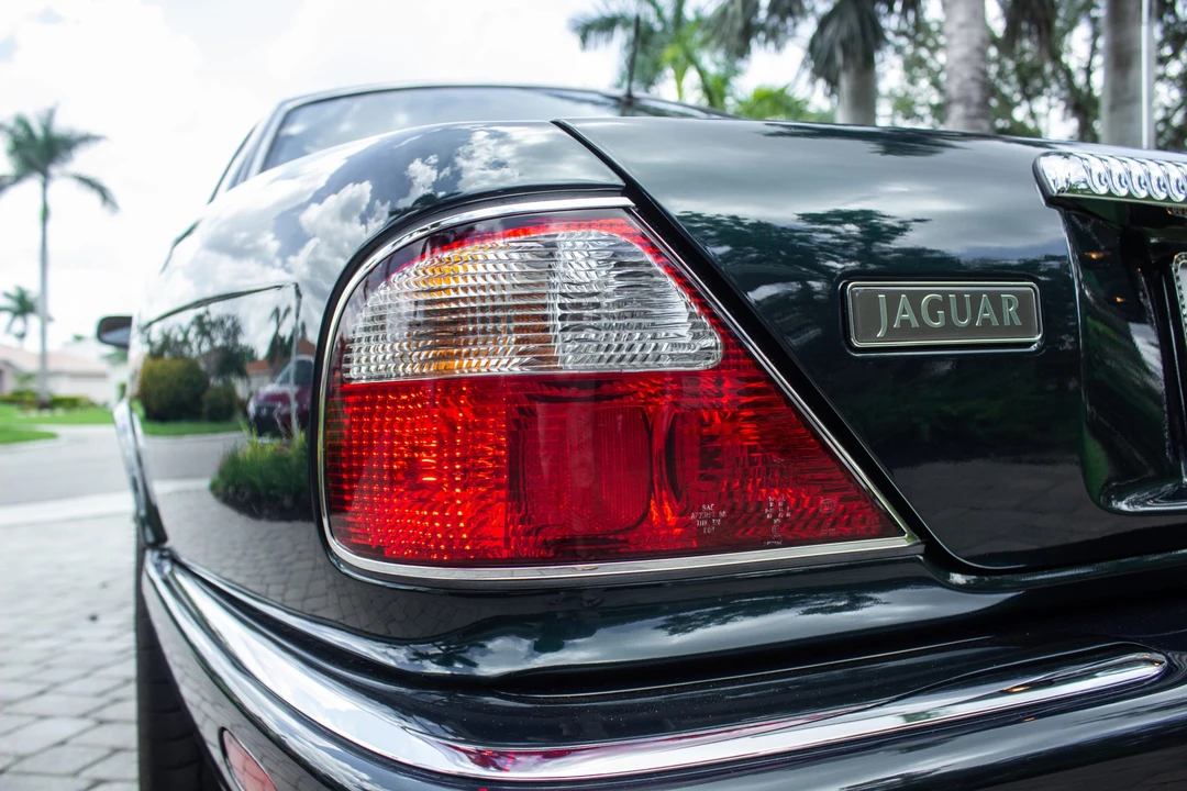 2001 Jaguar X308 XJ - Image 21 of 31