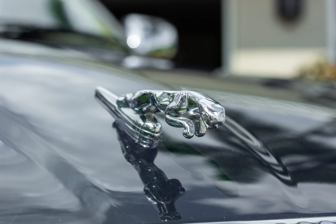 2001 Jaguar X308 XJ - Image 10 of 31