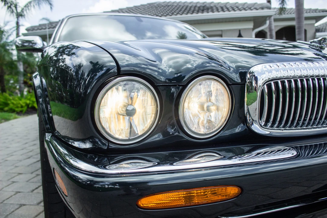 2001 Jaguar X308 XJ - Image 12 of 31