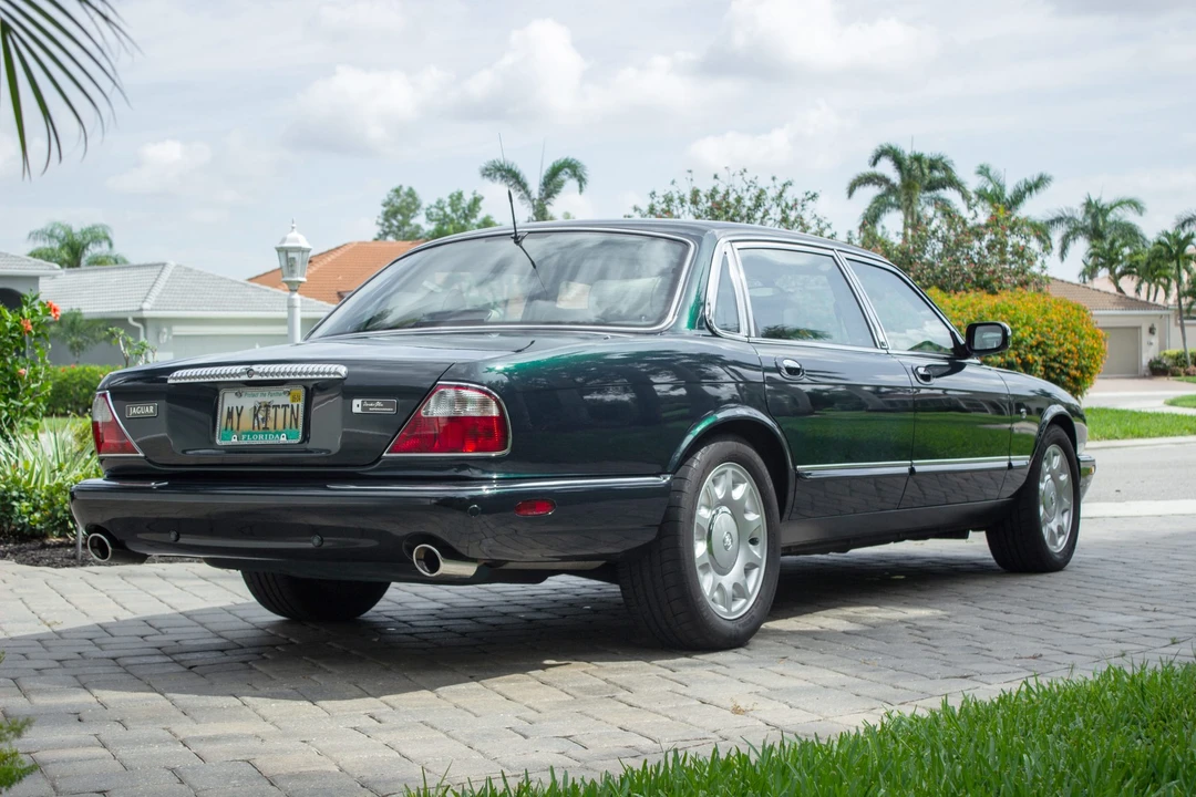 2001 Jaguar X308 XJ - Image 5 of 31