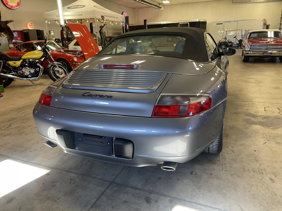 2001 Porsche 996 Carrera - Image 25 of 31