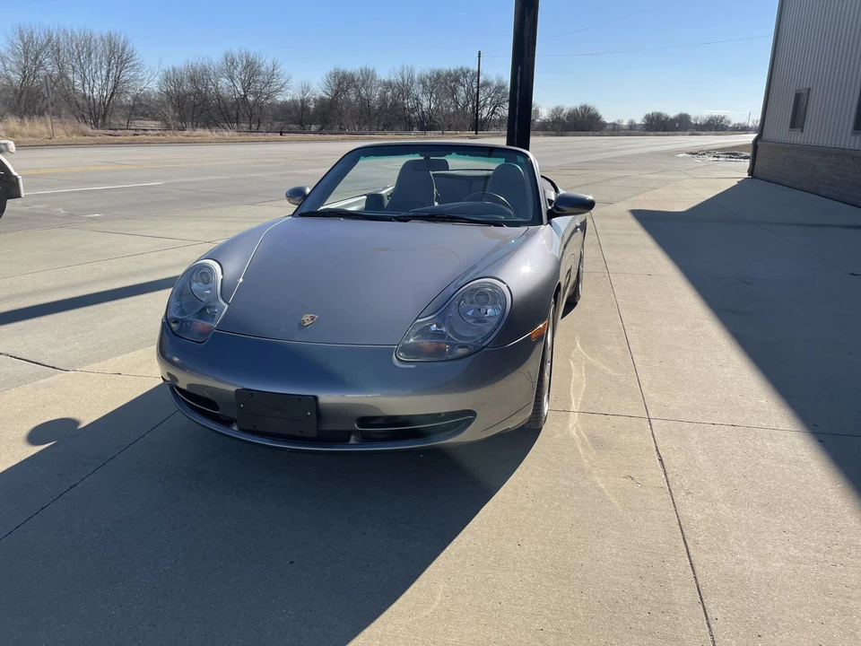2001 Porsche 996 Carrera - Image 3 of 31