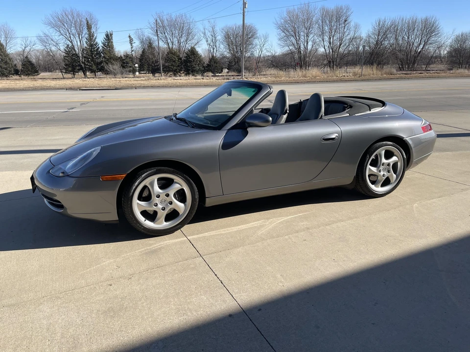 2001 Porsche 996 Carrera - Image 6 of 31